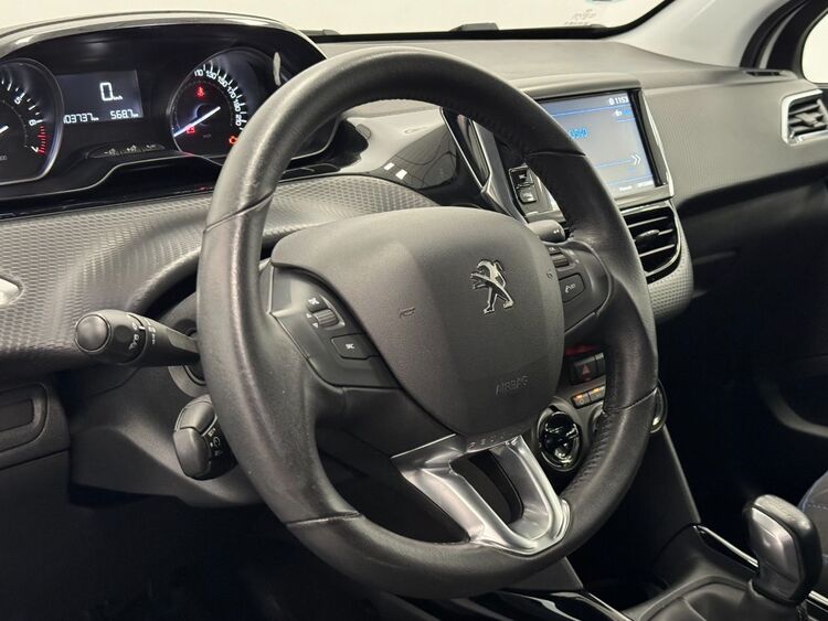 Peugeot 2008 SIGNATURE foto 22