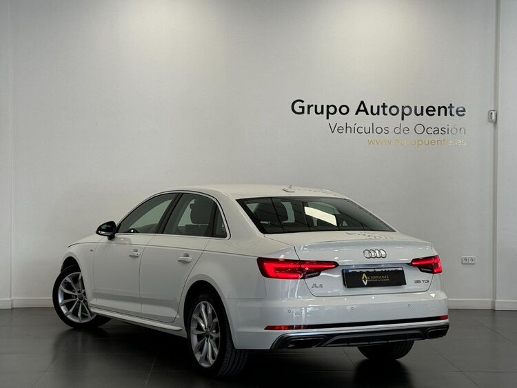 Audi A4 S LINE foto 5