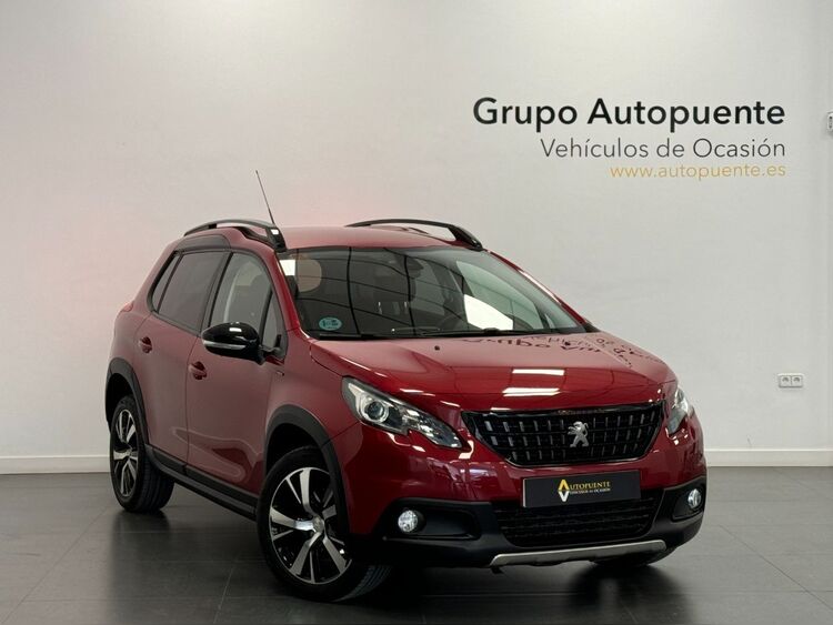 Peugeot 2008 GT LINE foto 2