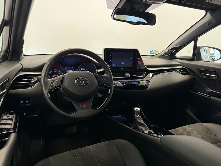 Toyota C-HR GR SPORT foto 9