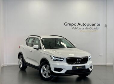 Volvo - XC40