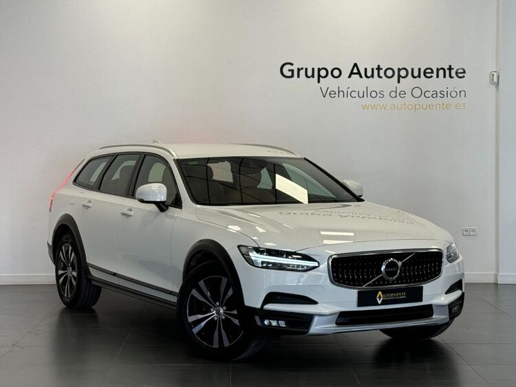 Volvo V90 Cross Country D4 AWD AUTO foto 2