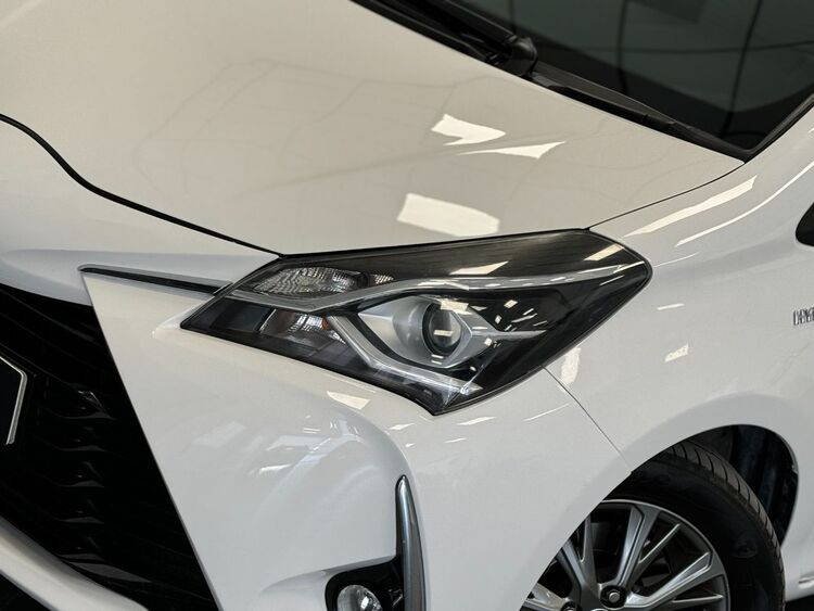 Toyota Yaris HYBRID ACTIVE foto 47