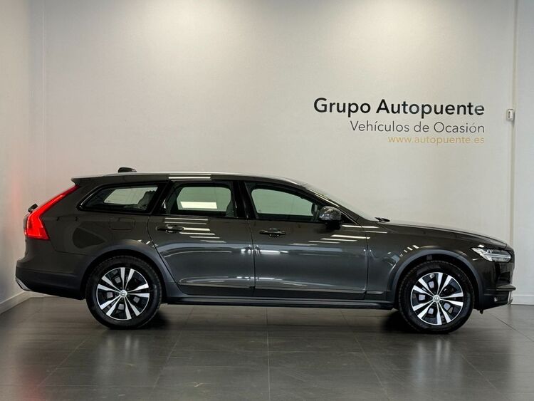 Volvo V90 Cross Country D4 4WD foto 3