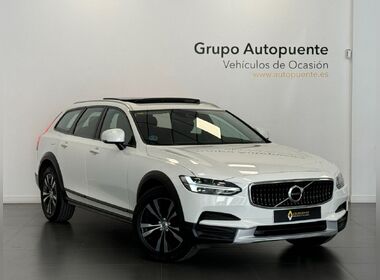 Volvo - V90 Cross Country