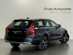 Volvo V90 Cross Country B4 miniatura 4