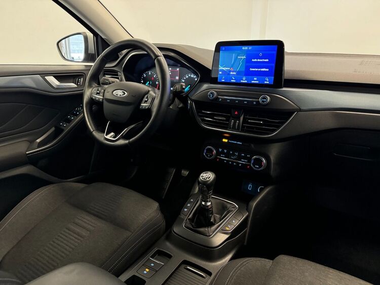 Ford Focus active foto 12