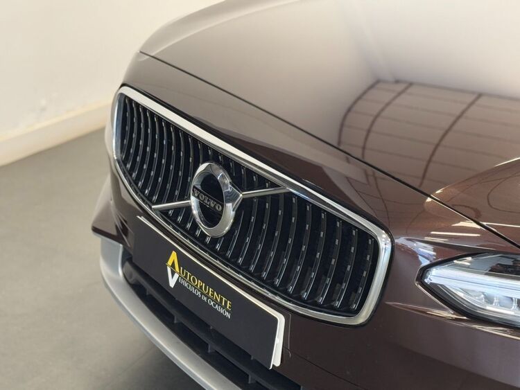 Volvo V90 Cross Country D4 AWD foto 38