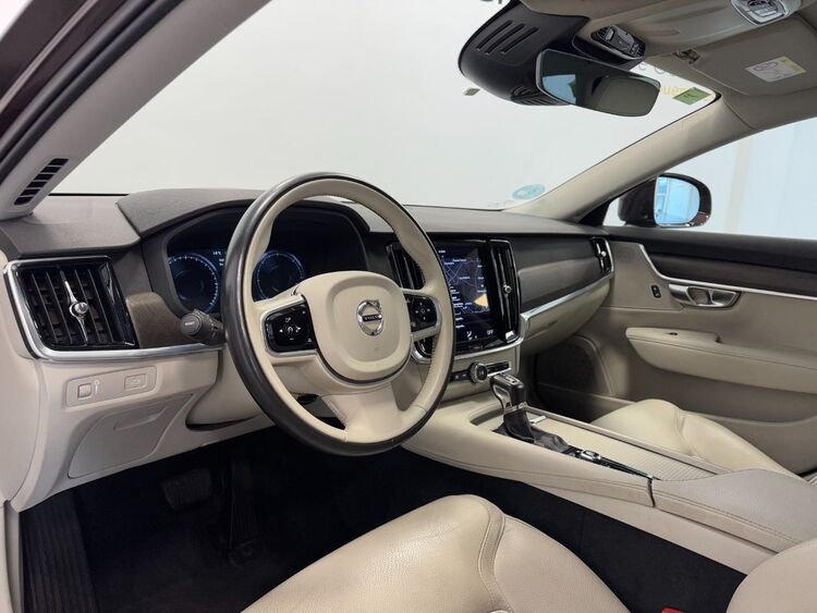 Volvo V90 Cross Country D4 AWD foto 8