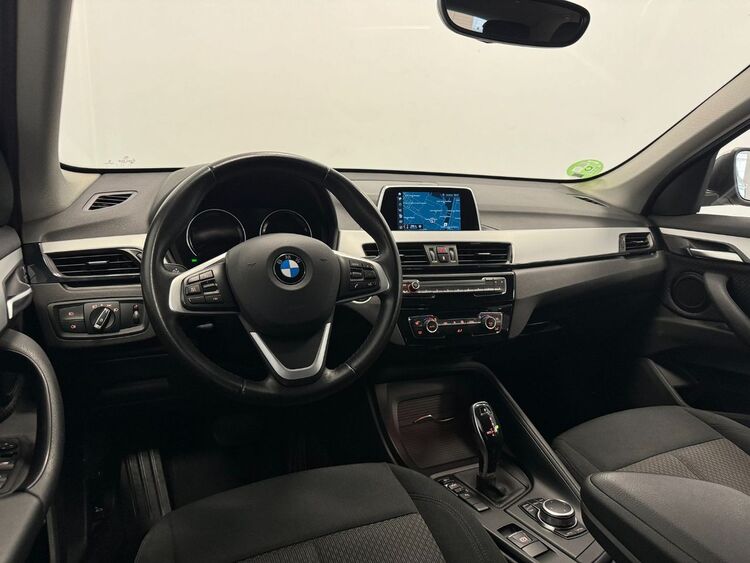 BMW X1 SDRIVE 18D foto 9