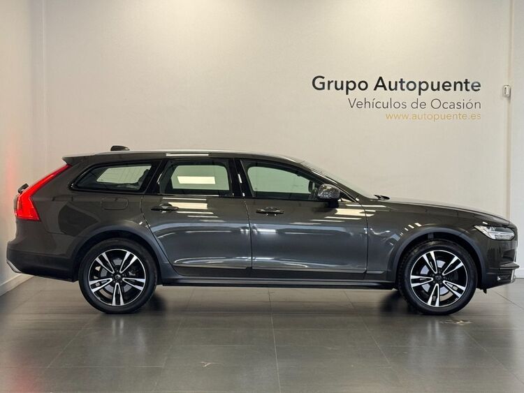 Volvo V90 D4 AWD PRO AUTO foto 3