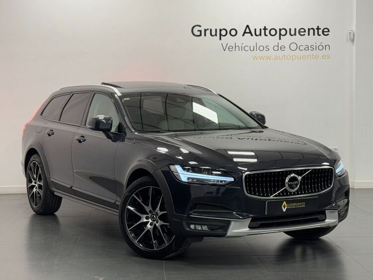 Volvo V90 D4 AWD foto 2