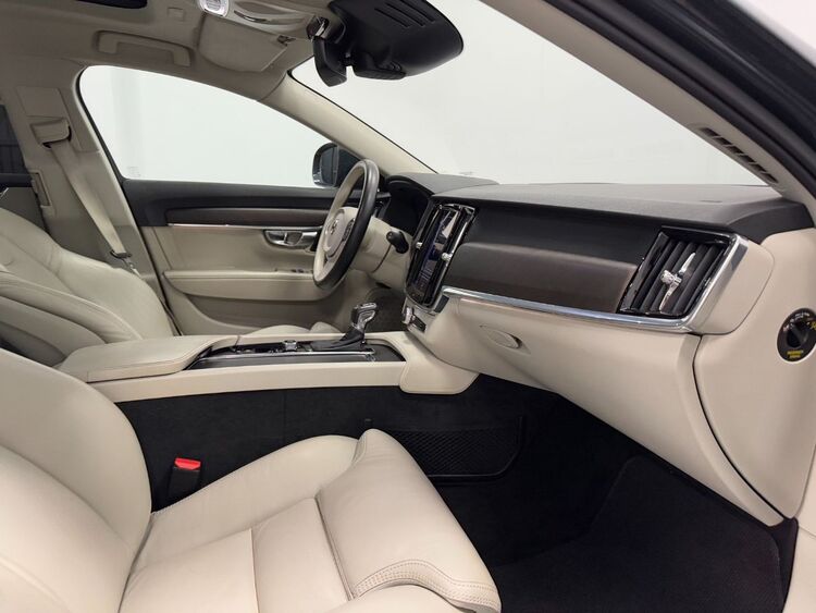 Volvo V90 D4 AWD foto 30