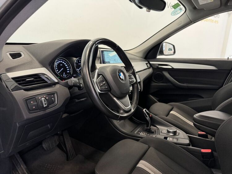 BMW X1 SDRIVE 18D foto 8