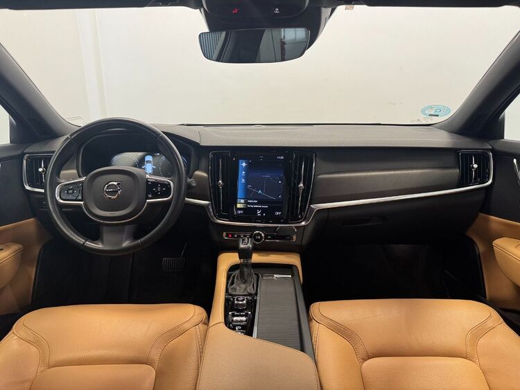 Volvo V90 D4 AWD foto 10